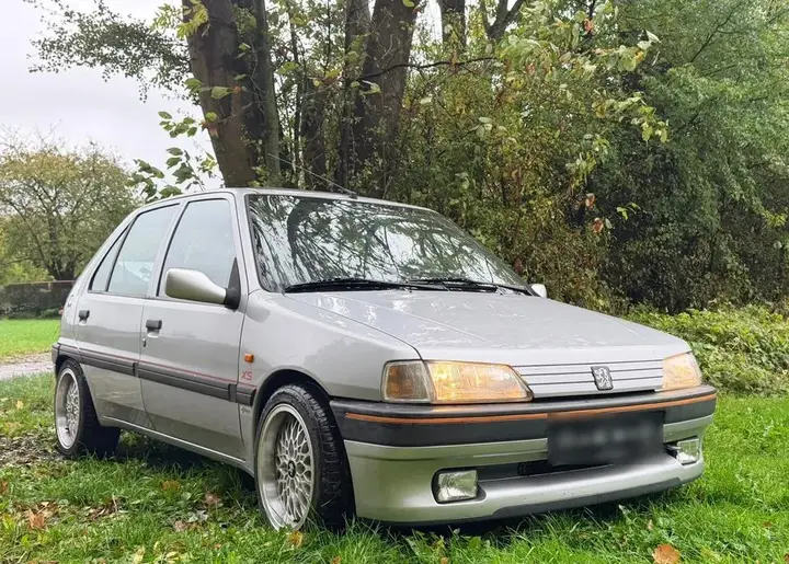 Peugeot 106