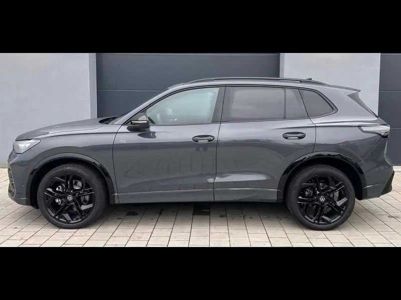Volkswagen Tiguan 2024 photo 3