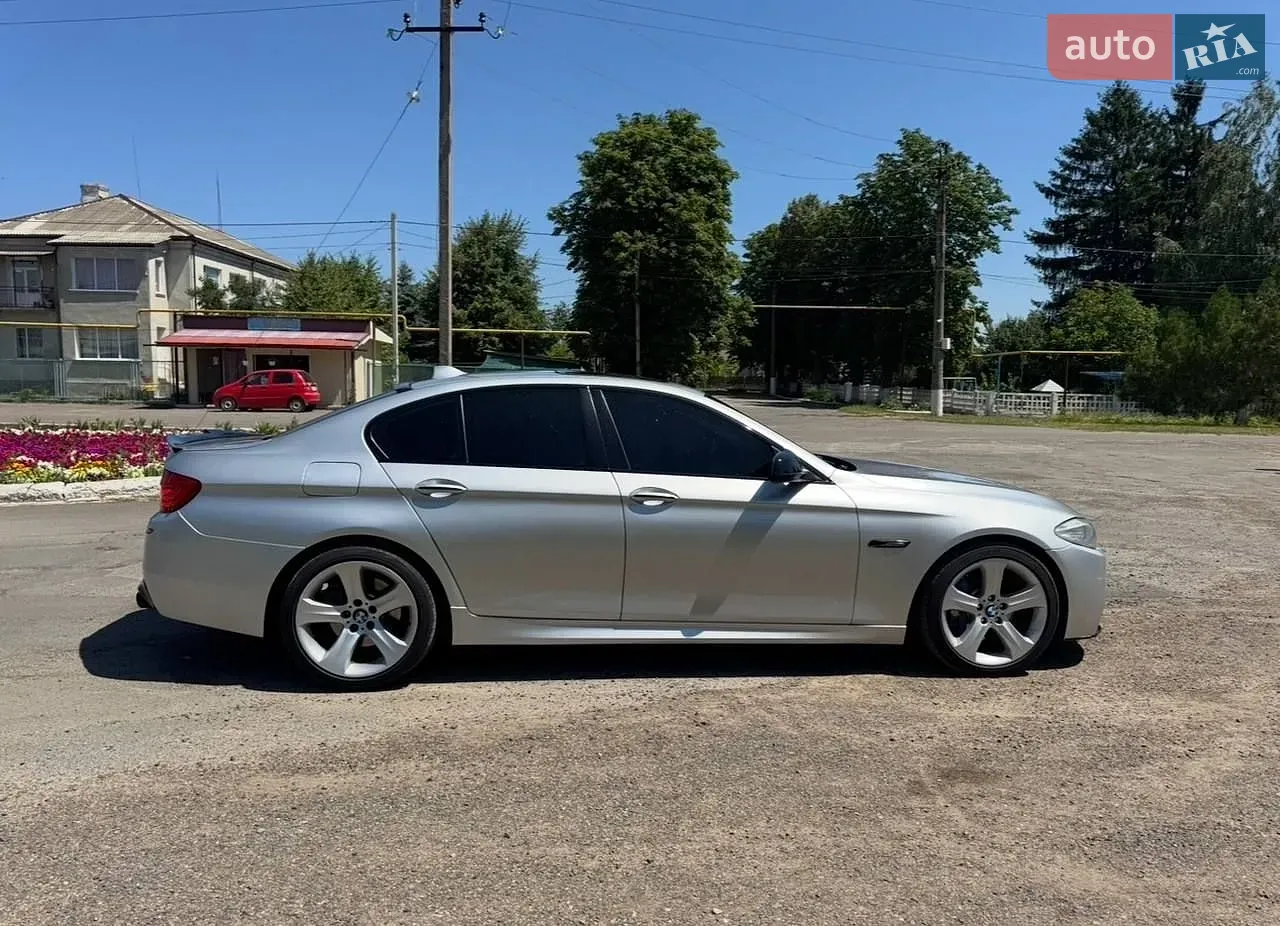 BMW 5 Series 2012 photo 5