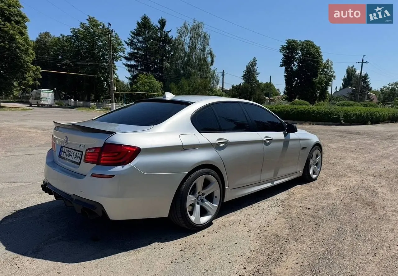 BMW 5 Series 2012 photo 3