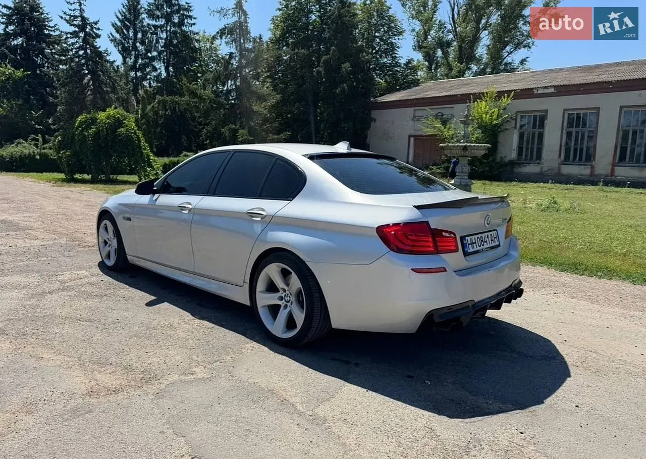BMW 5 Series 2012 photo 4