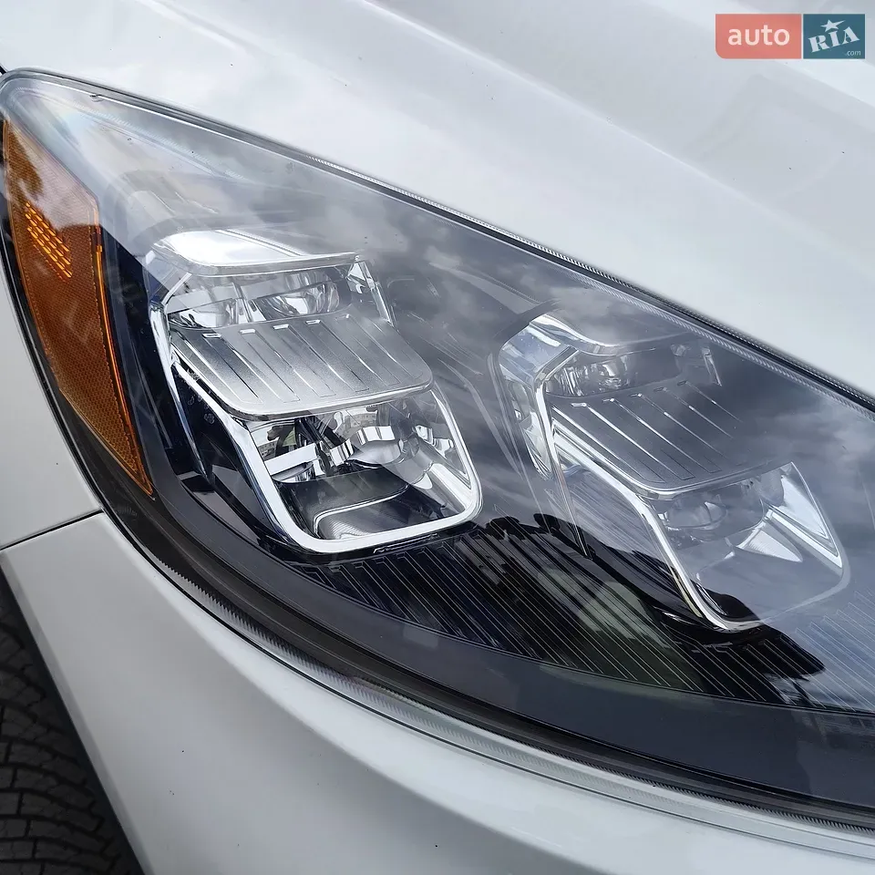 Ford Escape 2021 photo 3