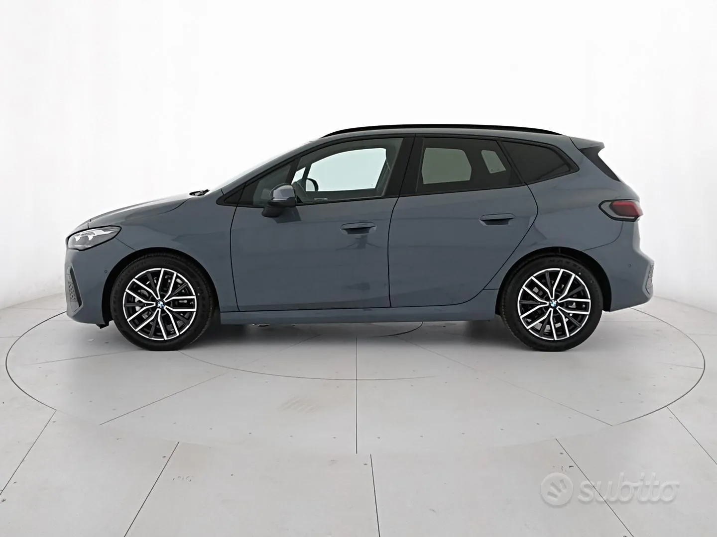 BMW 2 Series 2023 photo 3