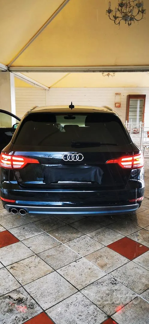 Audi A4 2017 photo 2