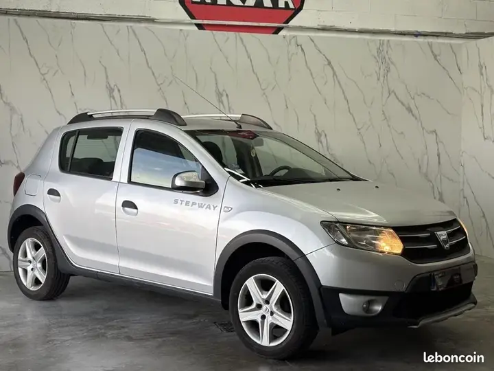 Dacia Sandero 2015 photo 3