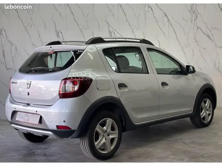 Dacia Sandero 2015 photo 4