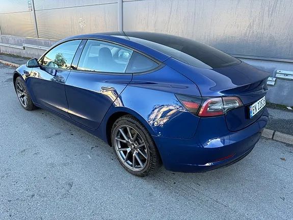 Tesla Model 3 2021 photo 5