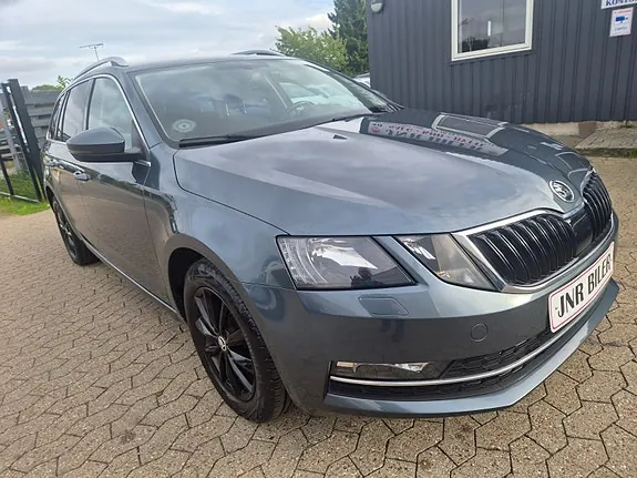 Skoda Octavia 2018 photo 5