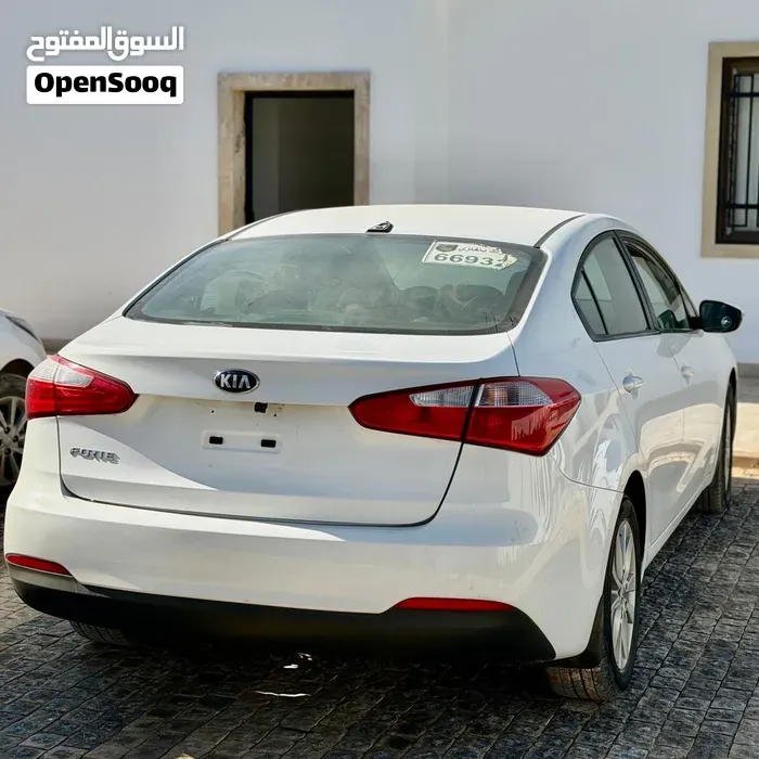 Kia Forte 2015 photo 5