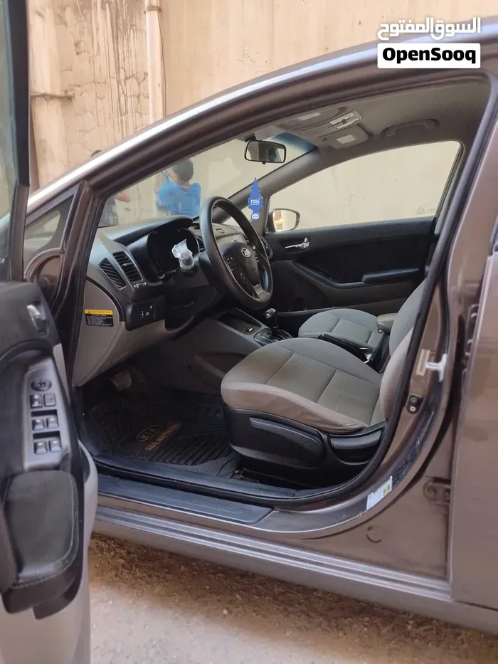 Kia Forte 2015 photo 3