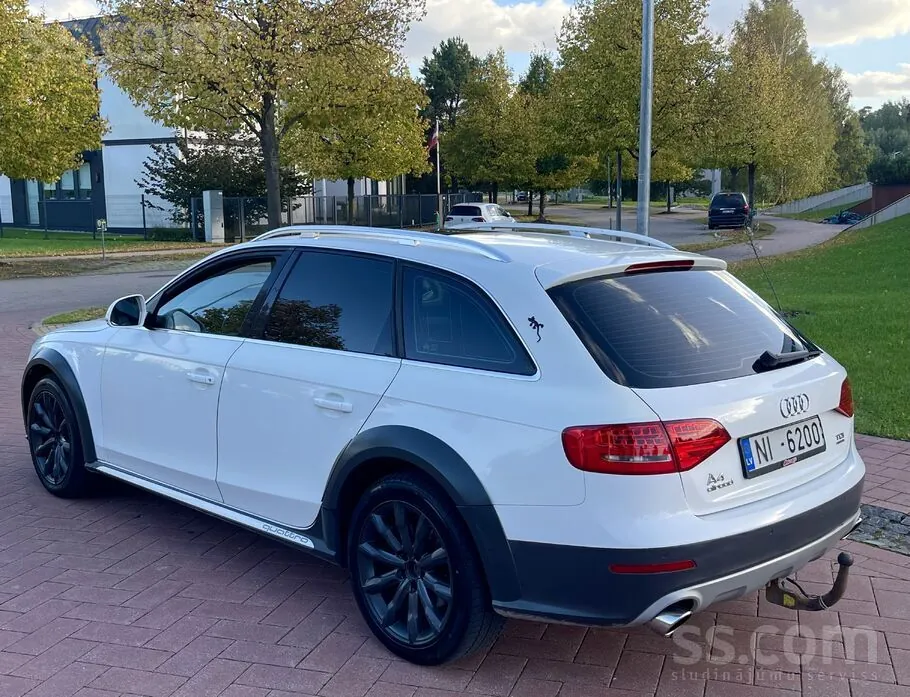 Audi Allroad 2010 photo 3