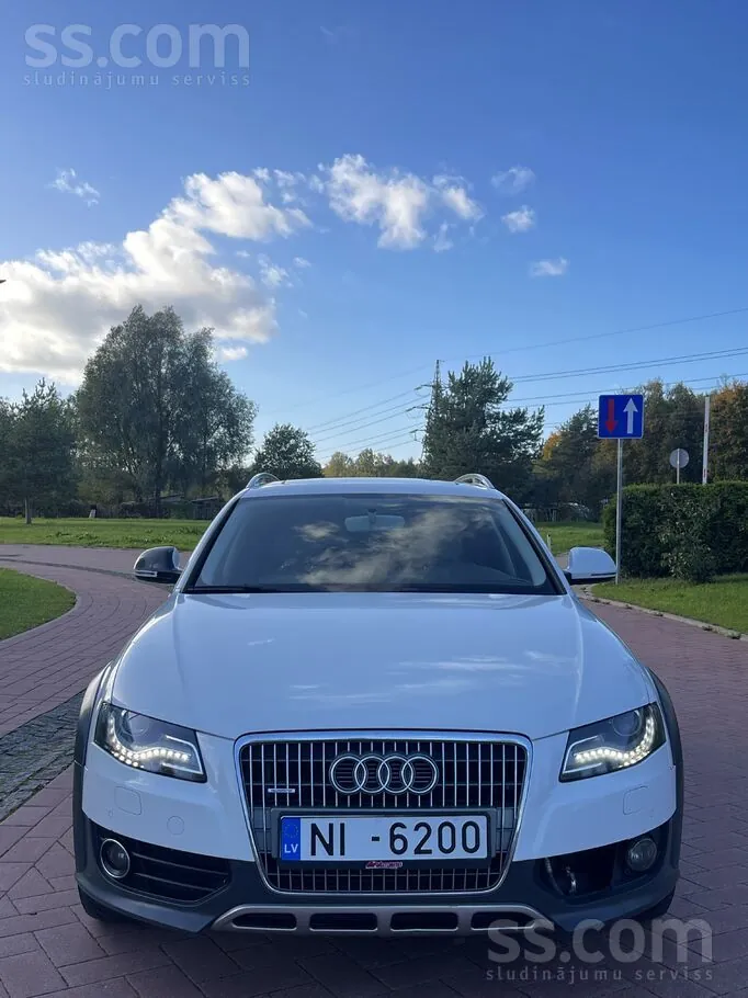 Audi Allroad 2010 photo 5
