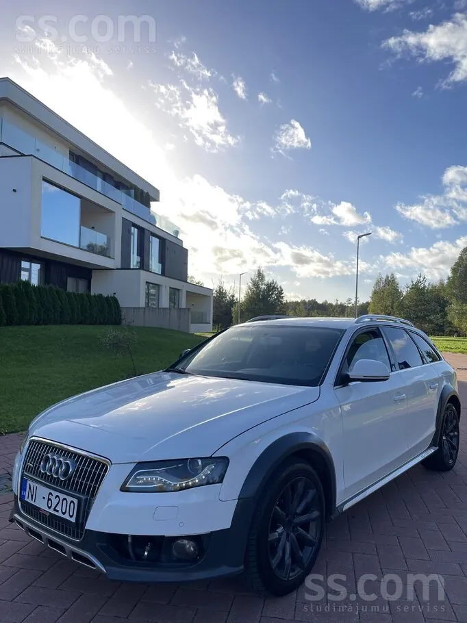 Audi Allroad 2010 photo 4
