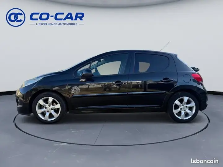 Peugeot 207 2010 photo 5
