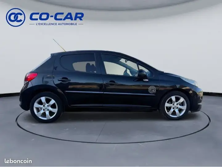Peugeot 207 2010 photo 4