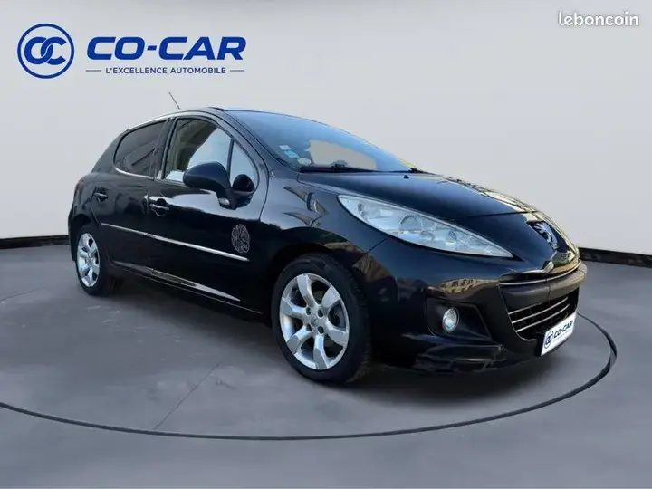 Peugeot 207 2010 photo 3