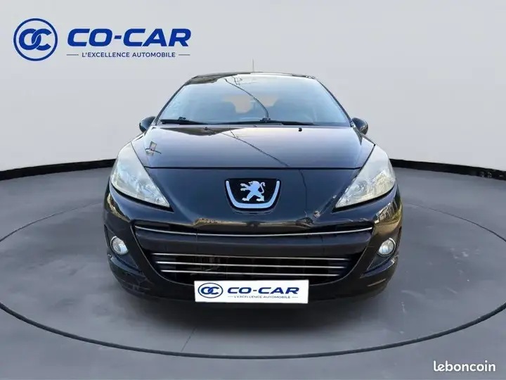 Peugeot 207 2010 photo 2