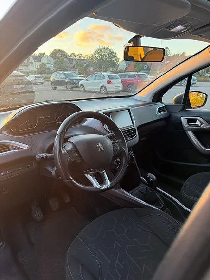 Peugeot 2008 2014 photo 4