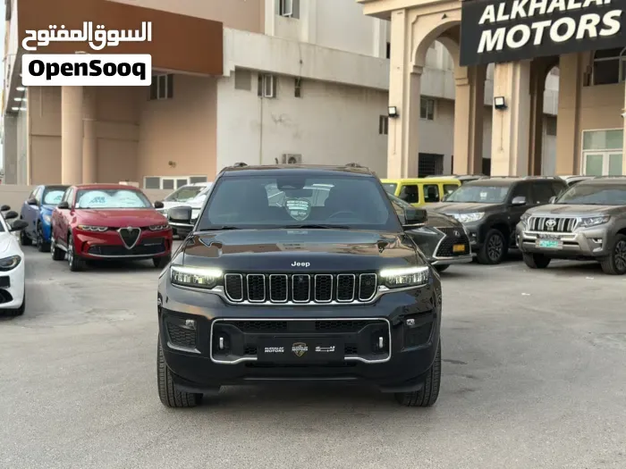 Jeep Grand Cherokee 2024 photo 2