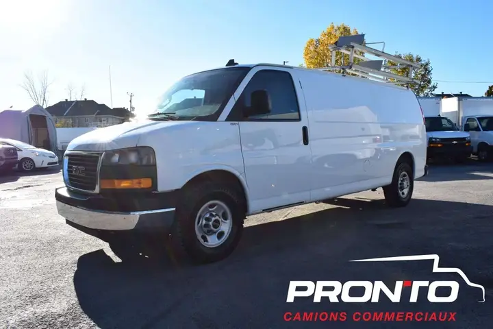 GMC Savana