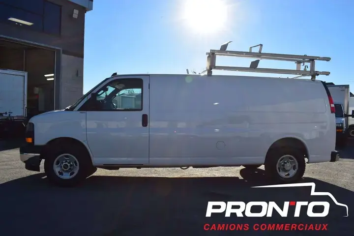 GMC Savana 2019 photo 3