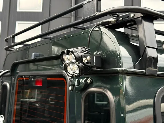 Land Rover Defender 90 2011 photo 5