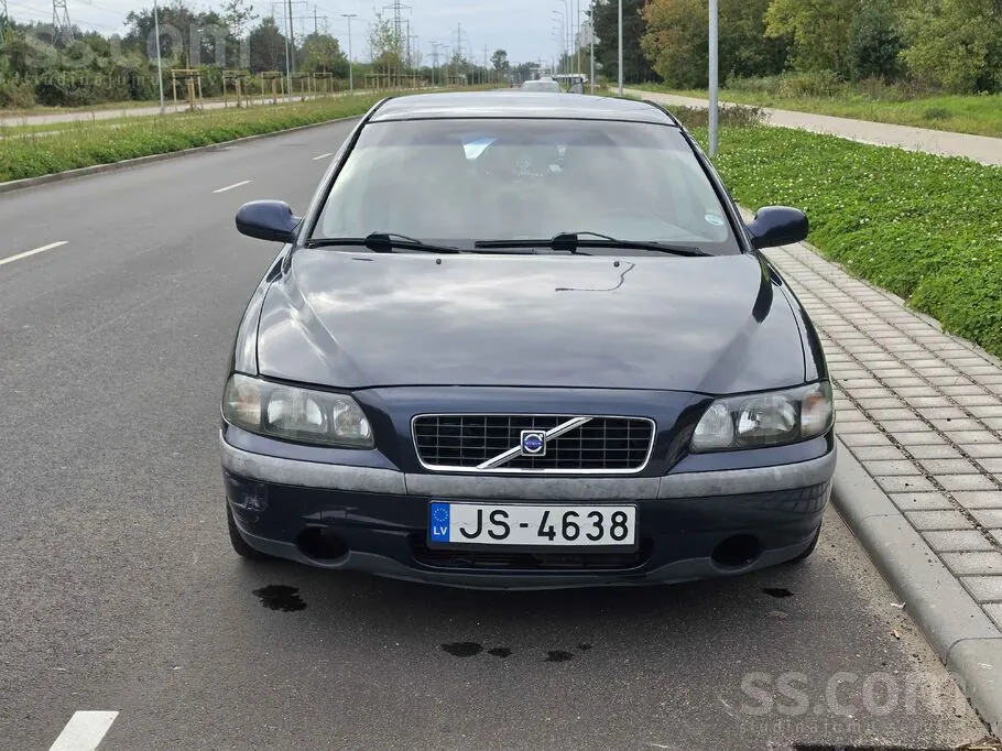 Volvo S60 2004 photo 2
