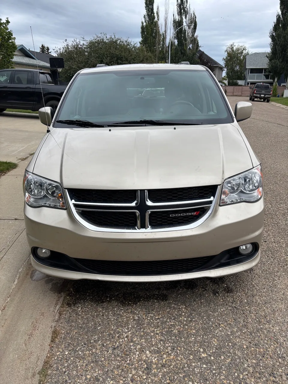 Dodge Grand Caravan 2014 photo 2