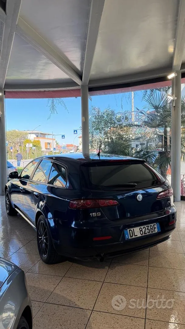 Alfa Romeo 159 2007 photo 4