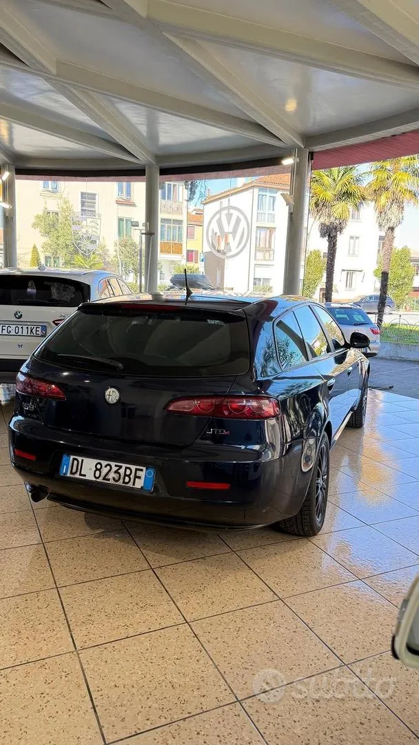 Alfa Romeo 159 2007 photo 5