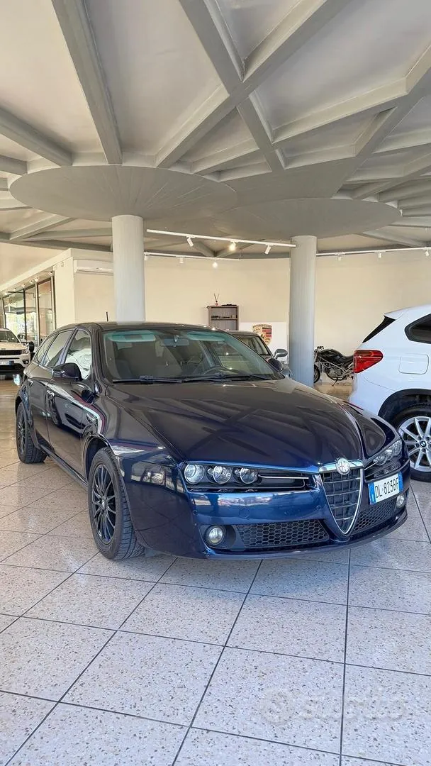 Alfa Romeo 159 2007 photo 2