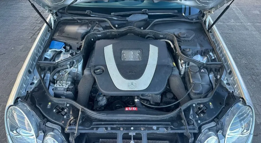 Mercedes-Benz E-Class 2006 photo 3