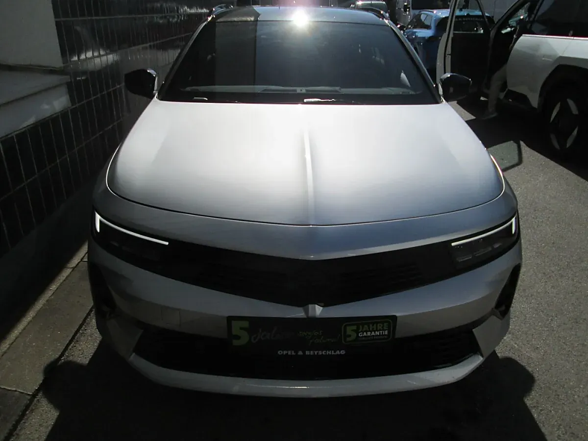 Opel Astra 2025 photo 3