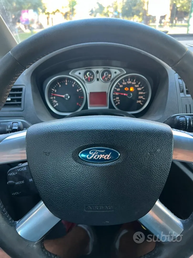 Ford C-Max 2008 photo 5