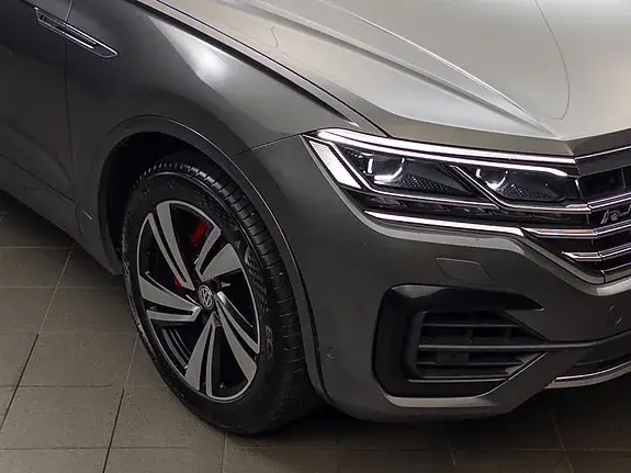 Volkswagen Touareg 2019 photo 3