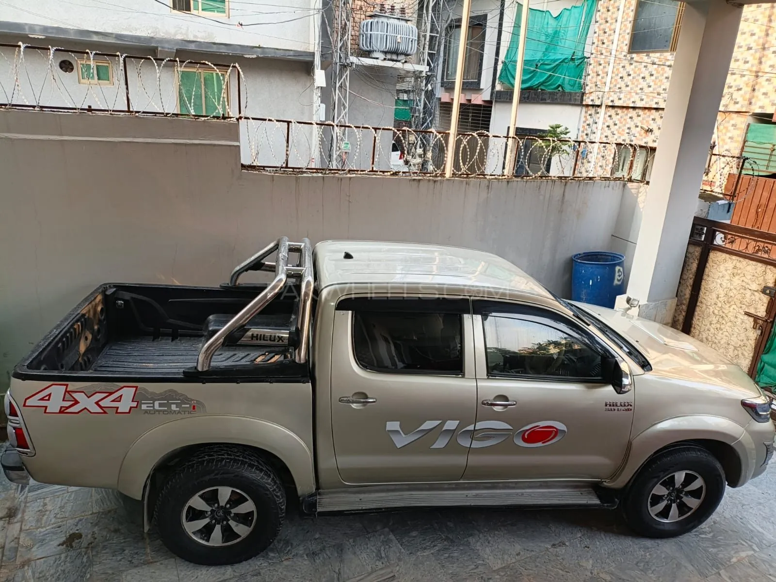 Toyota Hilux