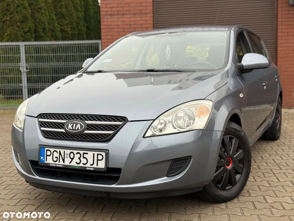 Kia Ceed 2007 photo 2