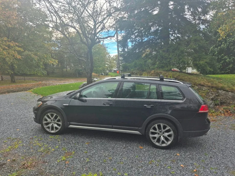 Volkswagen Golf Alltrack 2018 photo 2