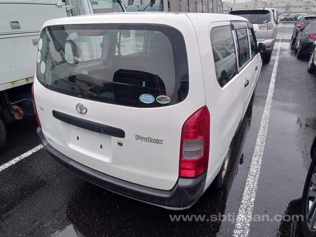 Toyota Probox 2011 photo 4