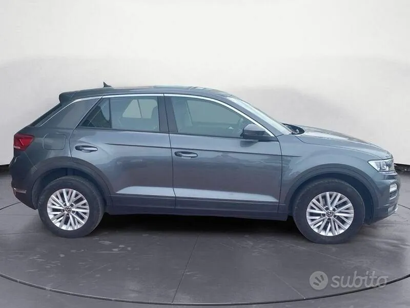 Volkswagen T-Roc 2021 photo 4