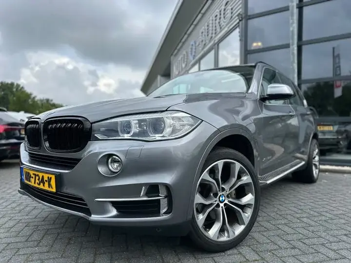 BMW X5 2015 photo 2