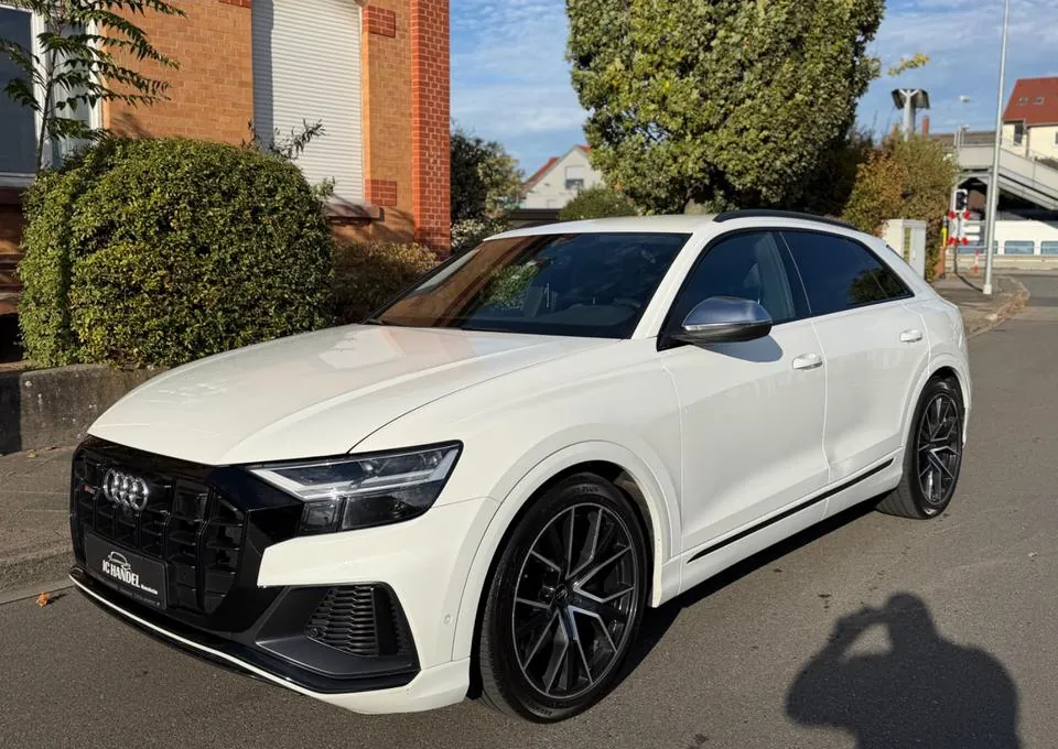 Audi Sq8