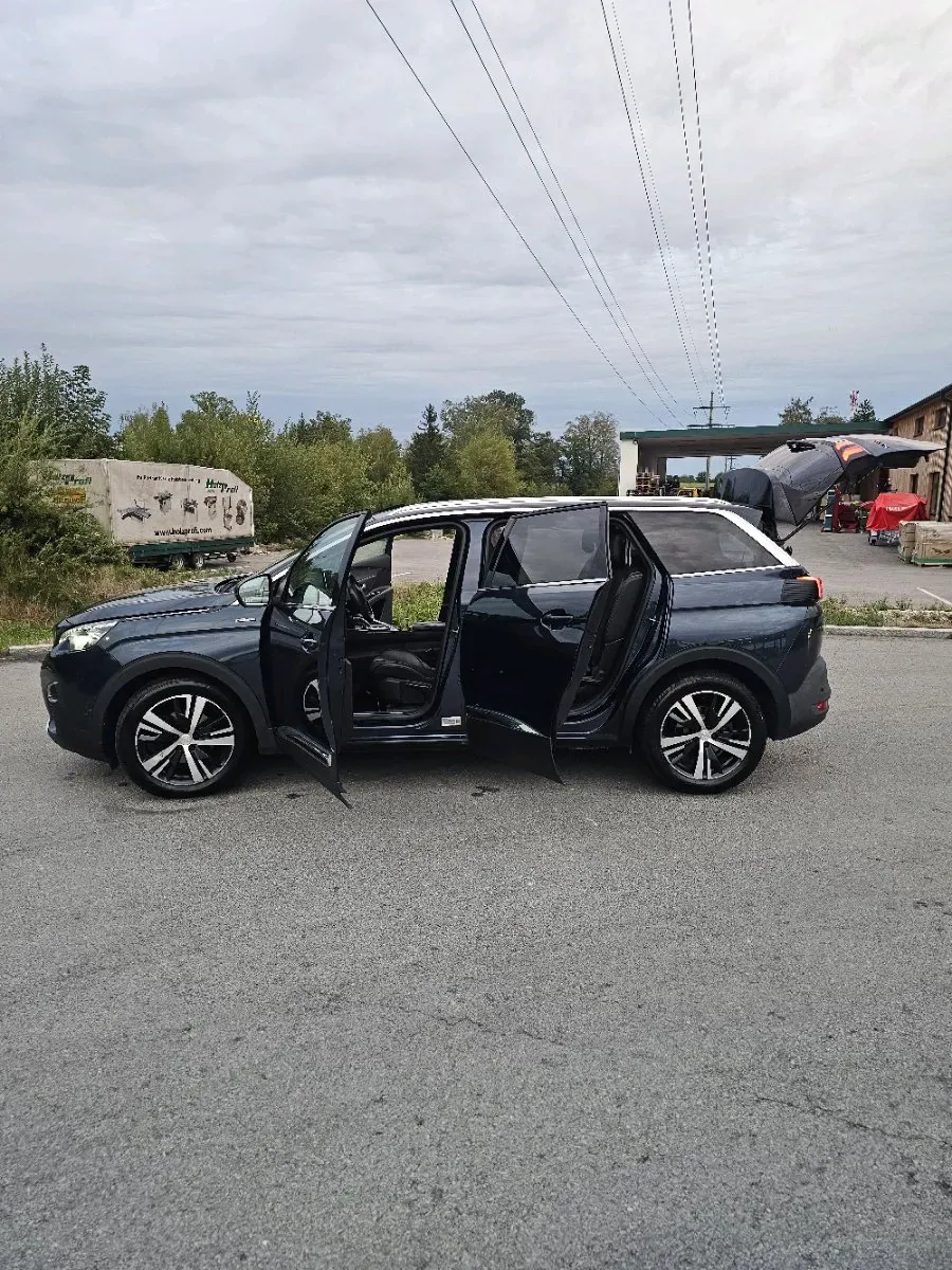 Peugeot 5008 2018 photo 3