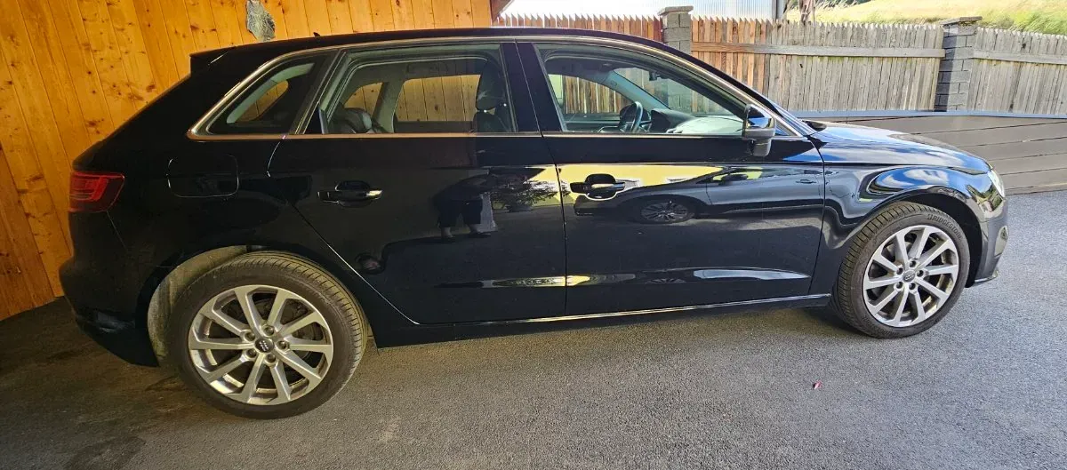 Audi A3 2018 photo 3