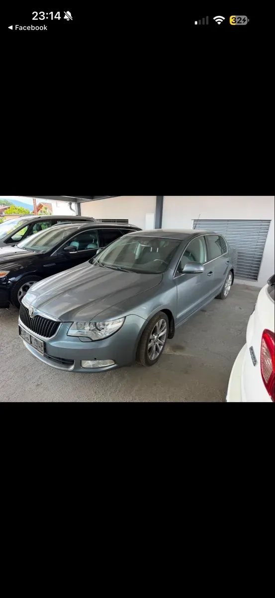 Skoda Superb 2009 photo 3
