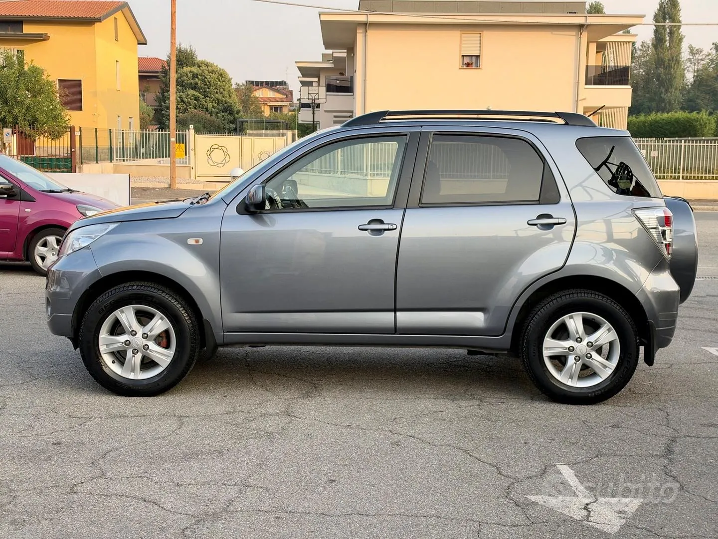Daihatsu Terios 2010 photo 4