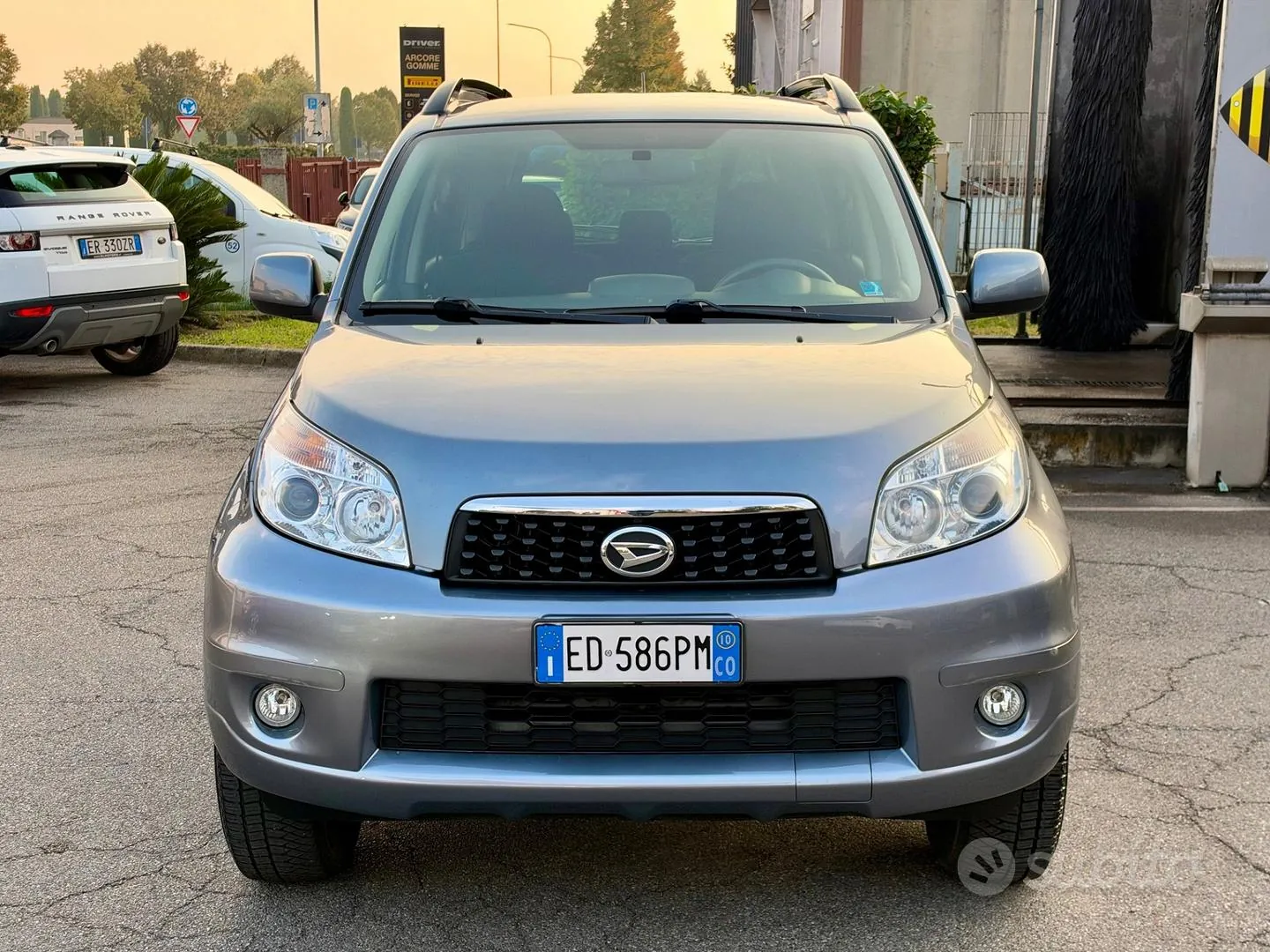 Daihatsu Terios 2010 photo 2