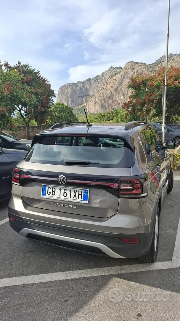 Volkswagen T-Cross 2020 photo 2
