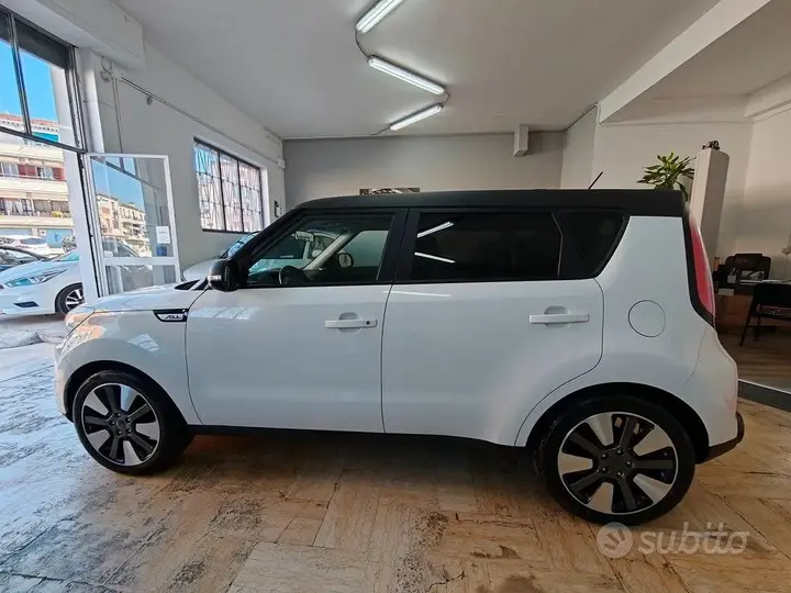 Kia Soul 2015 photo 3