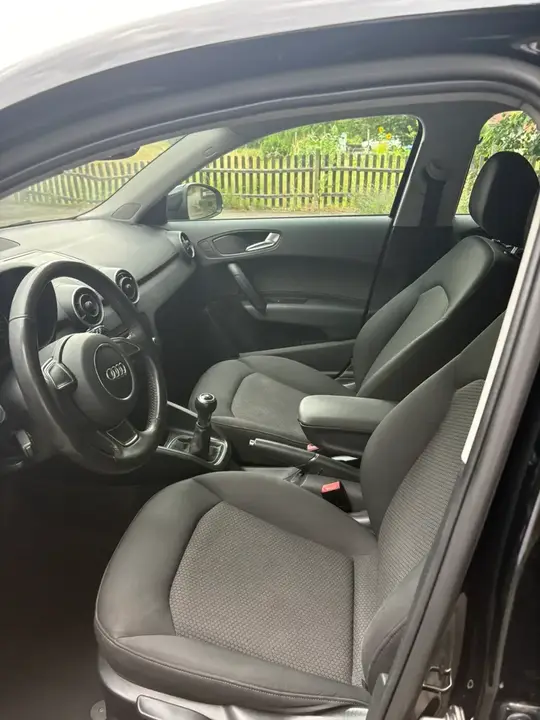 Audi A1 2012 photo 3